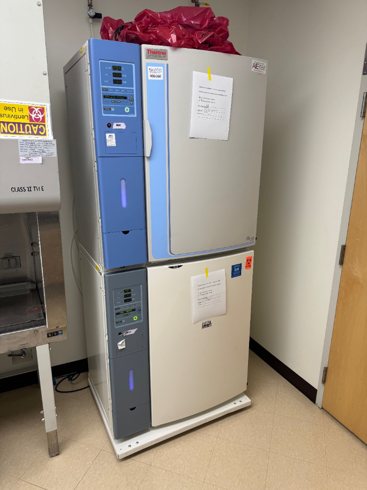 Image of Thermo Steri-Cult Double Stack CO2 Incubator